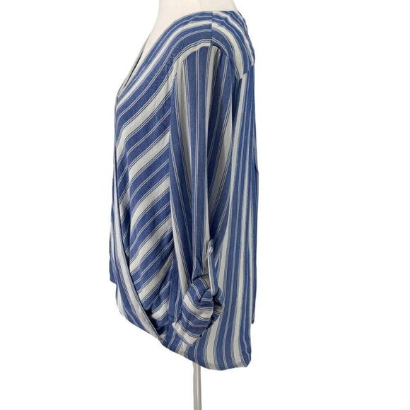 Kut From The Kloth Blue & White Striped V-Neck Blouse Sz M EUC - Picture 4 of 10